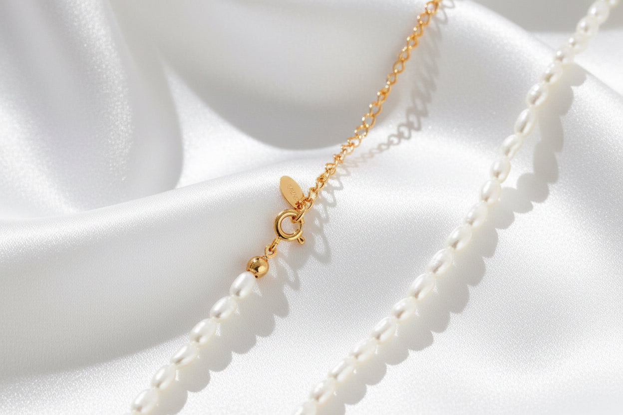 S925 Sterling Silver Rice Pearl Choker Necklace – Vintage Gold