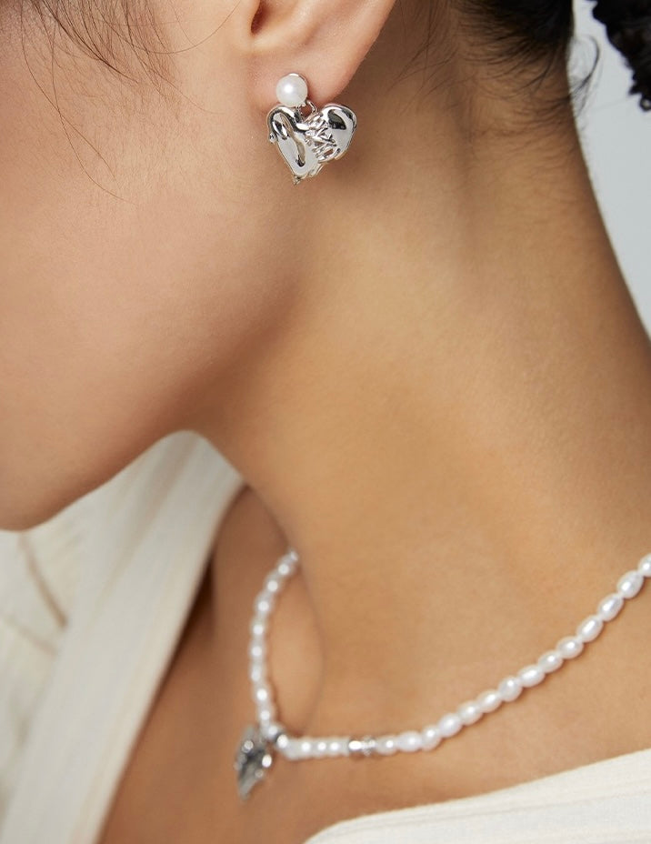 Lustrous Love Earrings