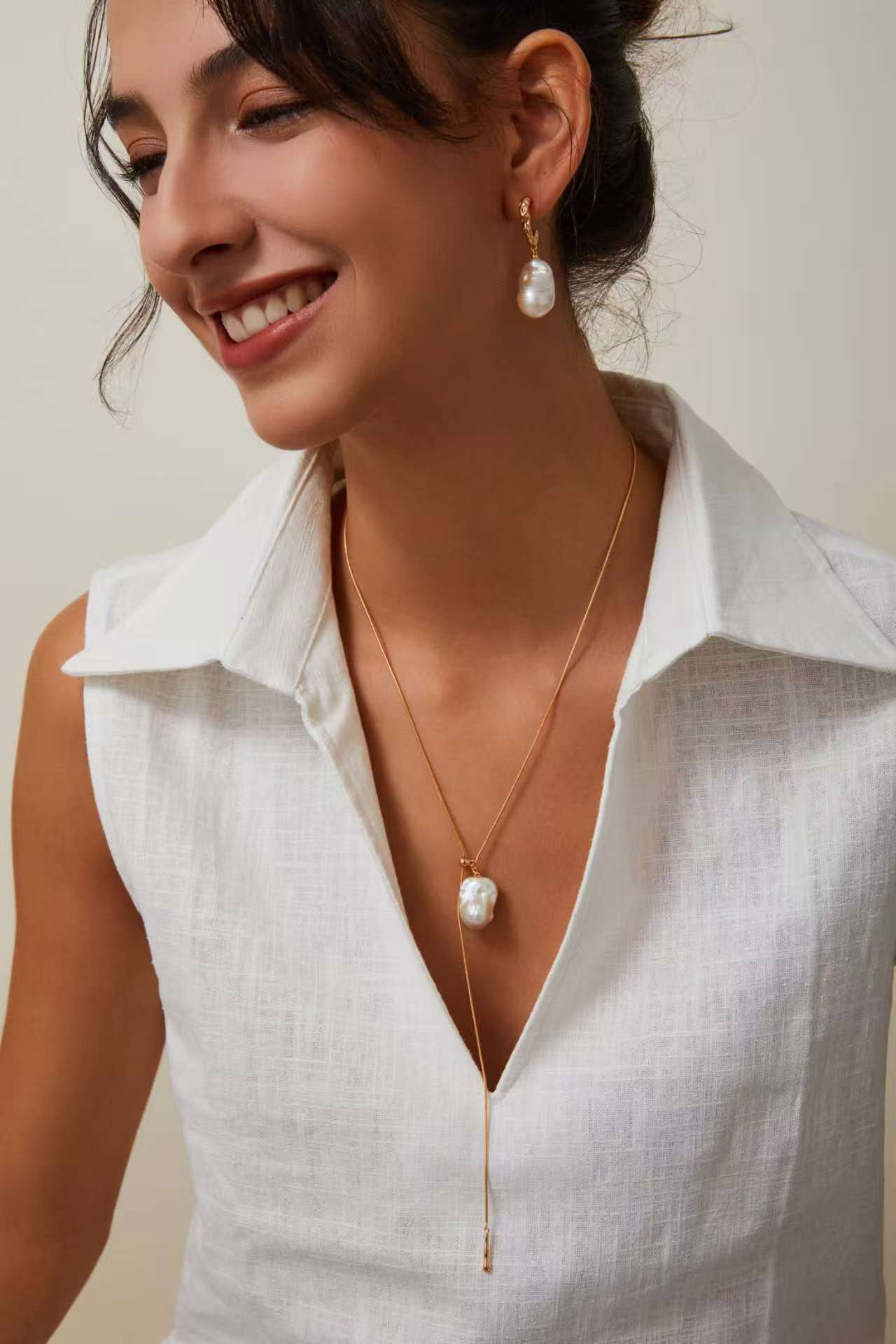 S925 Baroque Pearl Slider Necklace – Vintage Gold / Platinum