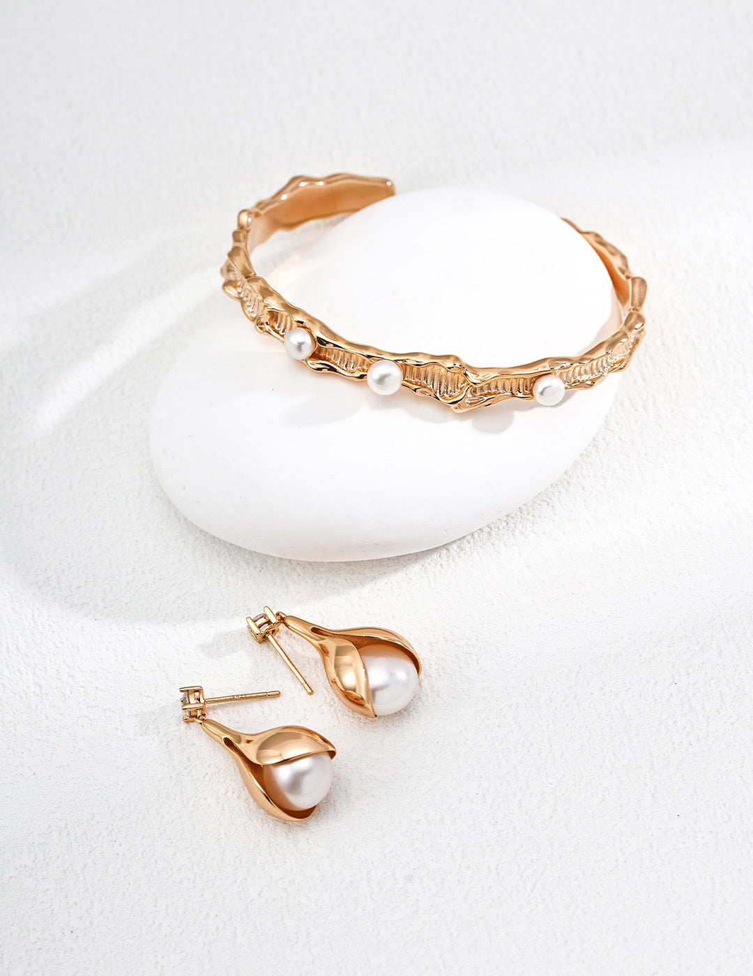 Vintage Bloom S925 Pearl & Zircon Drop Earrings