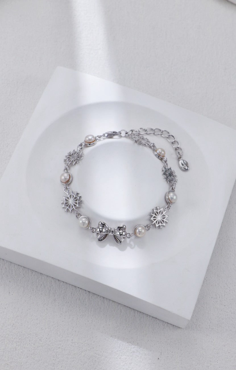 Christmas necklace and earrings