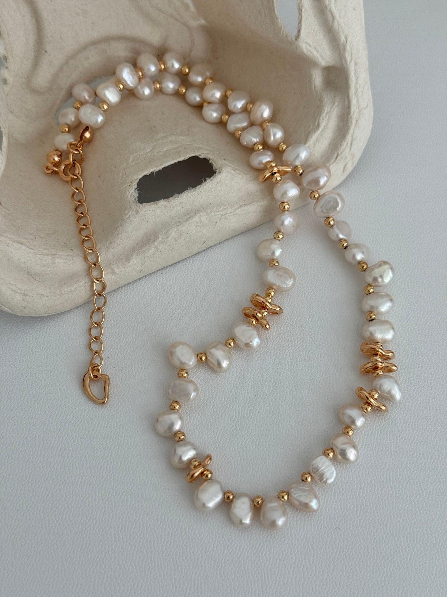 Pearl Necklace Baroque Dance