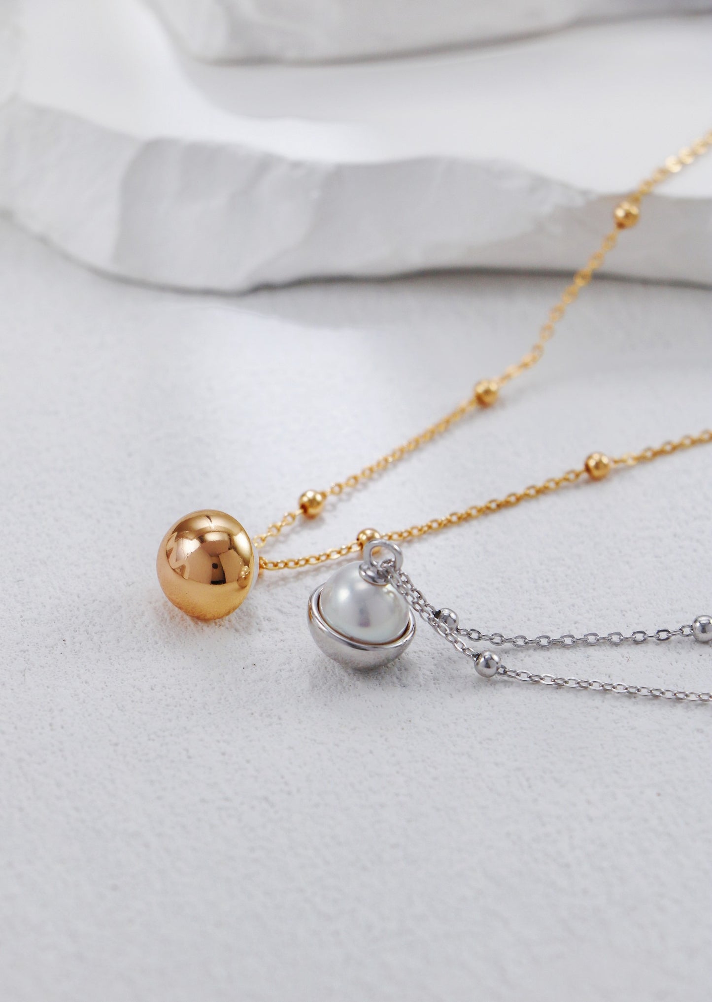UFO Pearl Necklace