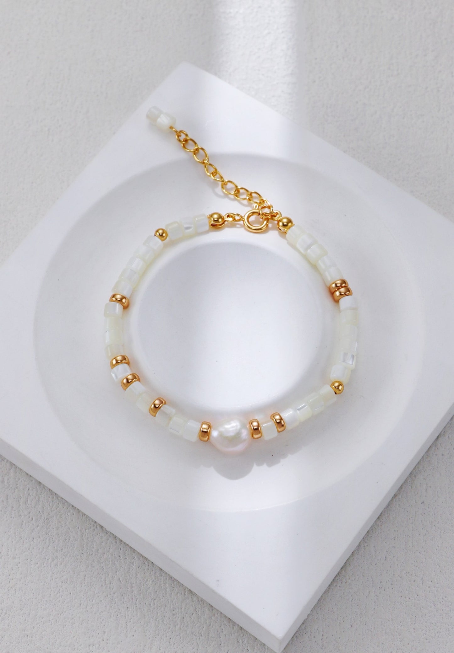 Vintage Gold Mother-of-Pearl & Baroque Pearl Necklace and Bracelet Set – S925 Sterling Silver