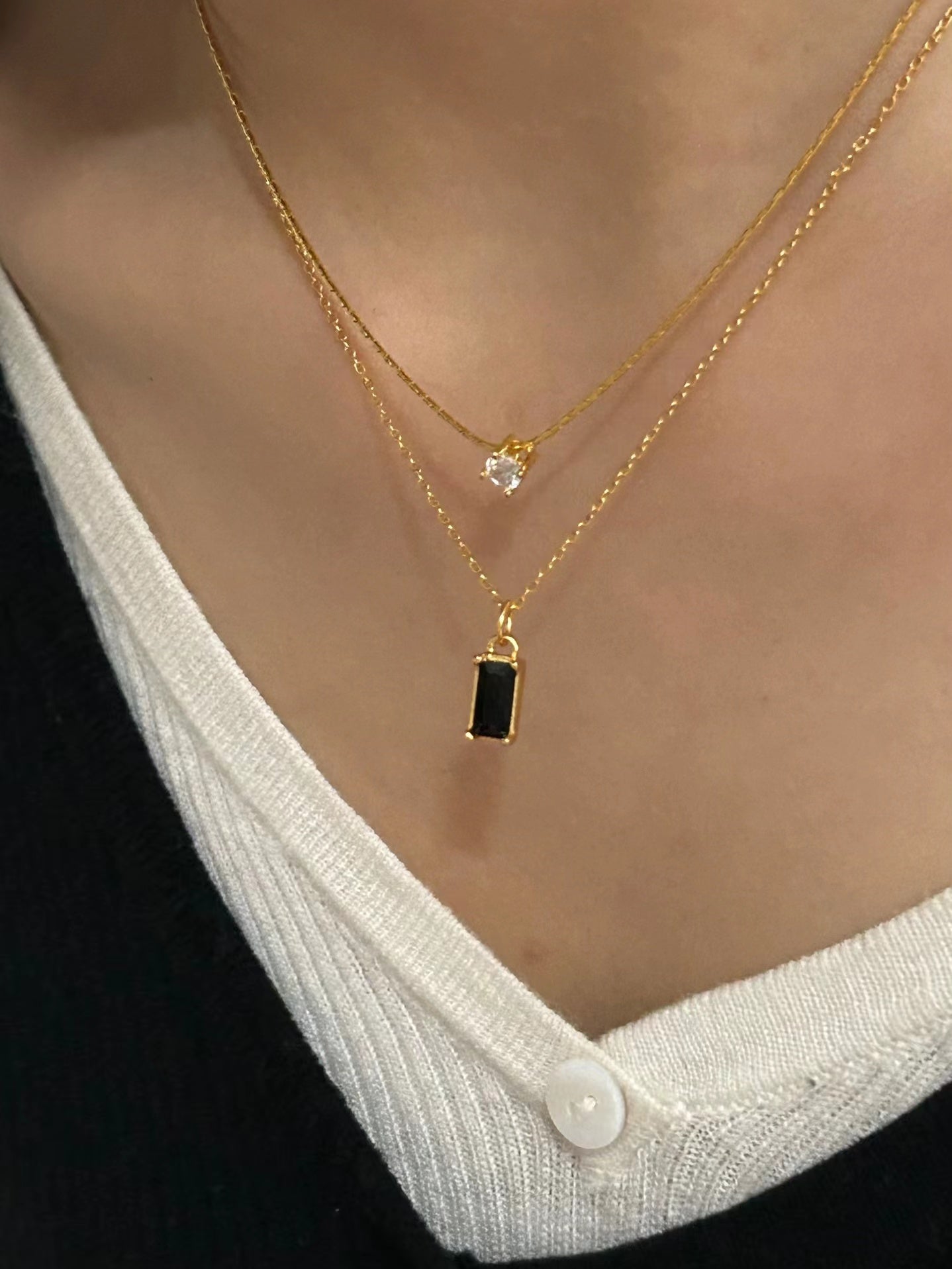 Black zircon rectangle pendant necklace