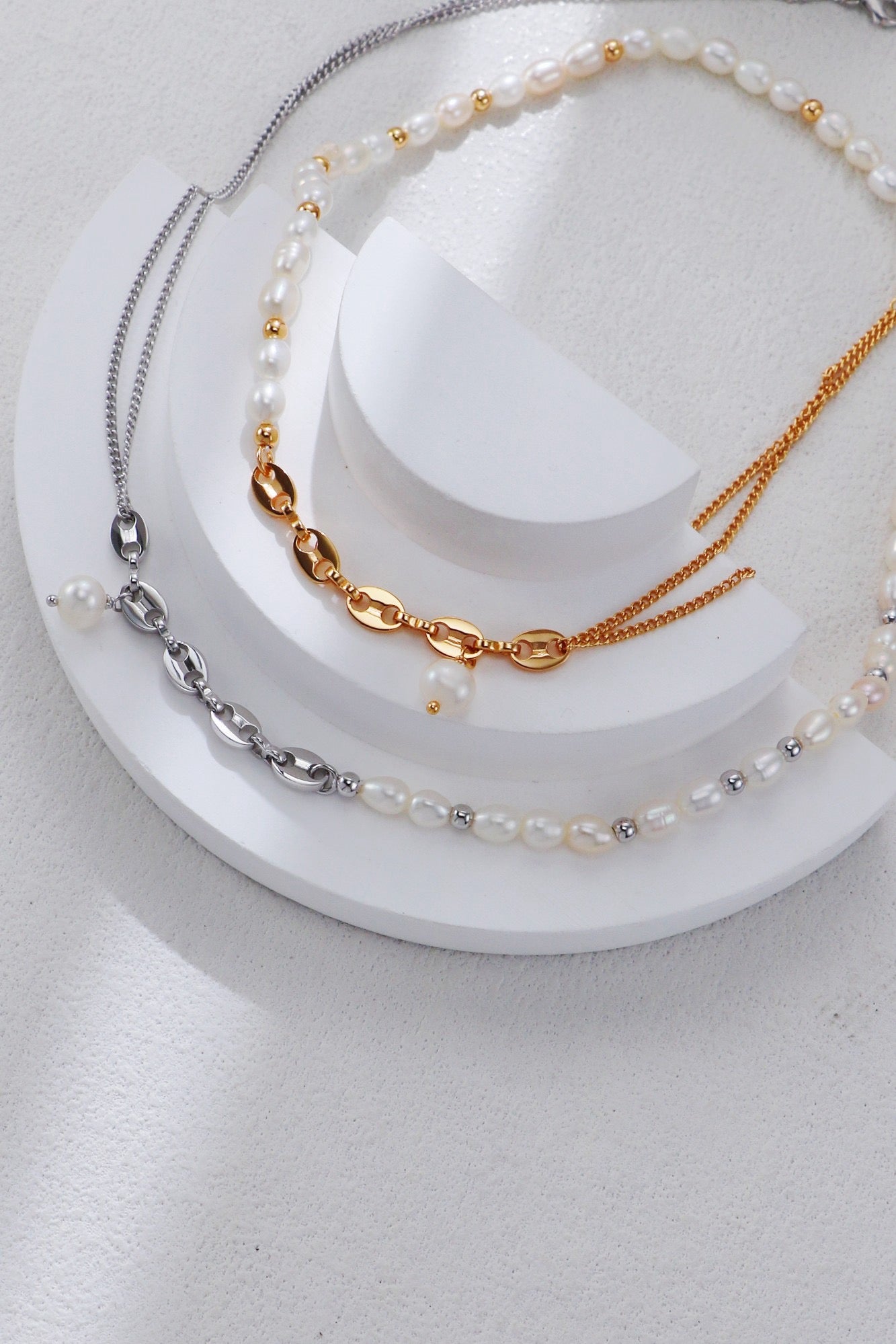 Linked Grace Pearl Jewelry Set – S925 Silver Necklace & Bracelet