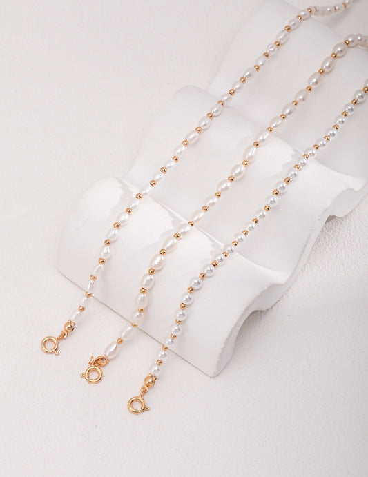 Pearl and silver bead necklace (choker)