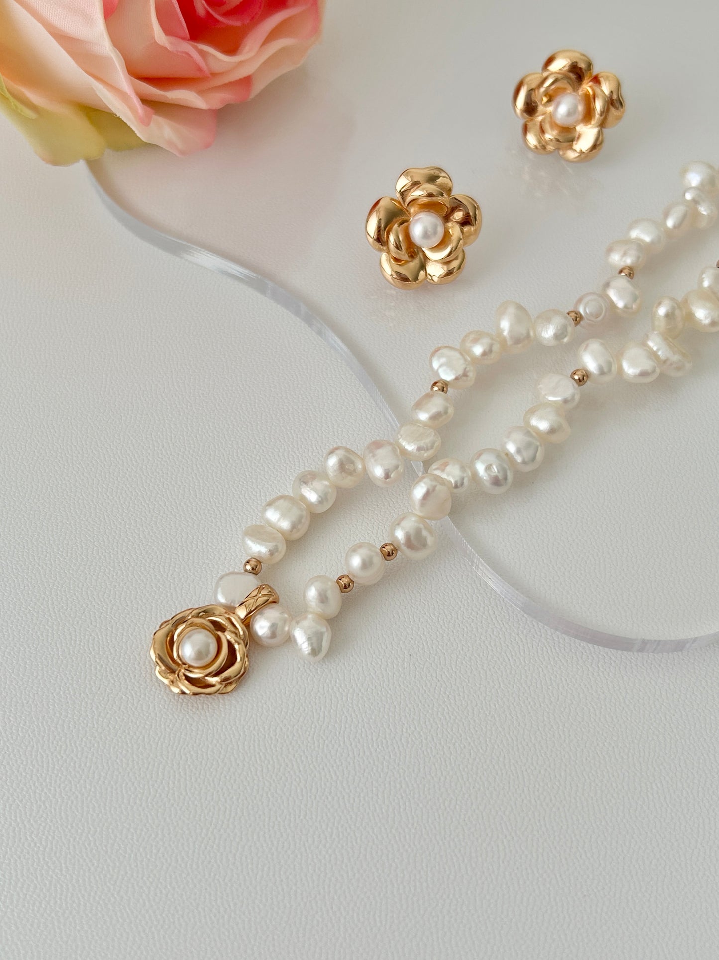Baroque Pearl Necklace