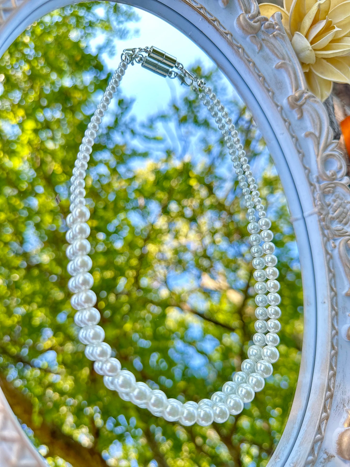 White Moon Pearl Necklace