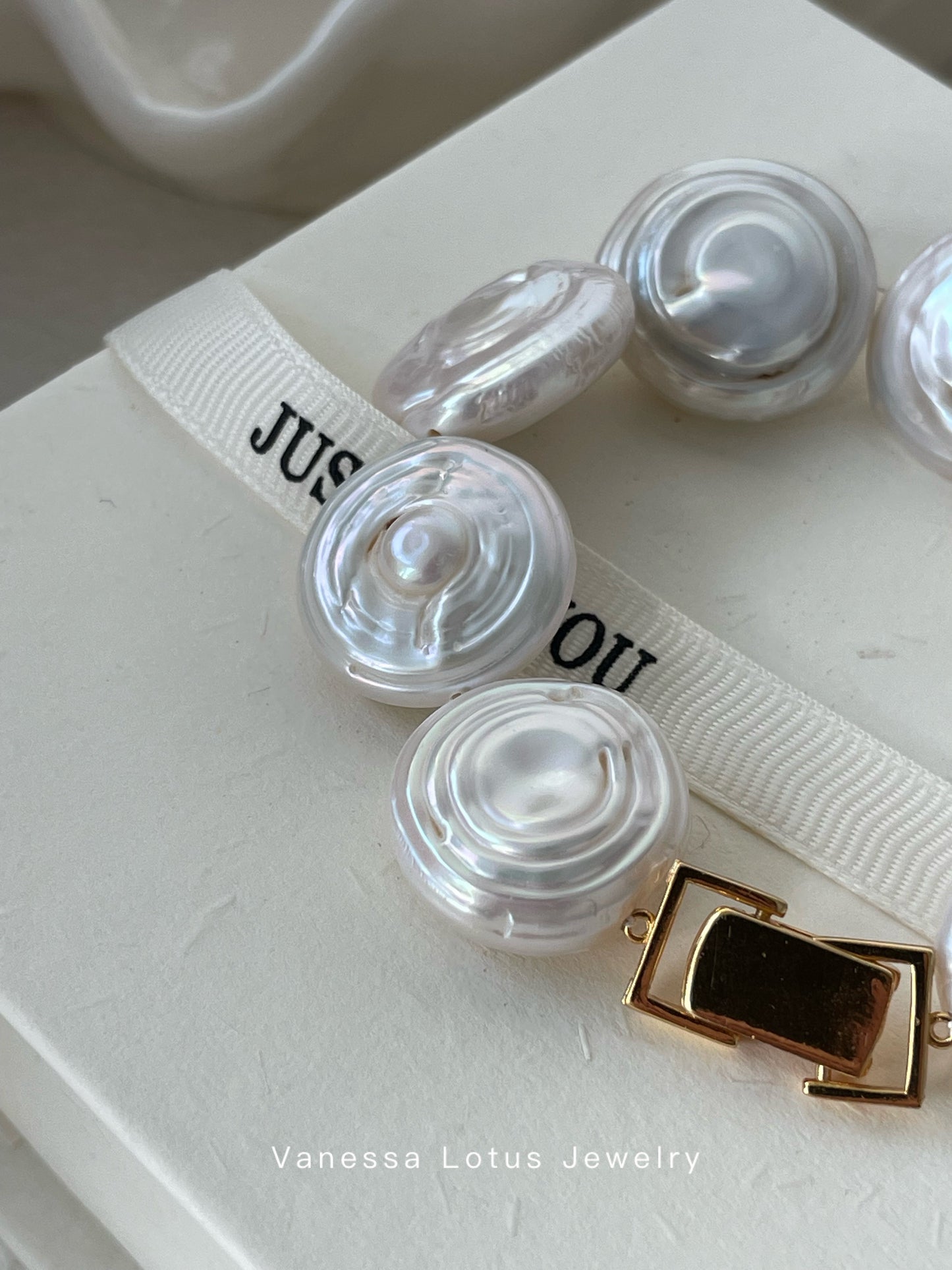 Rome Holiday Pearl Bracelet