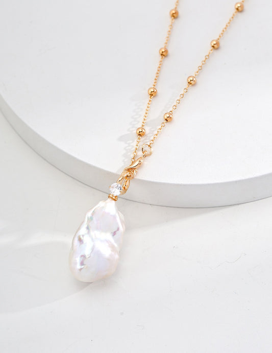 Baroque Pearl’s Charm Necklace