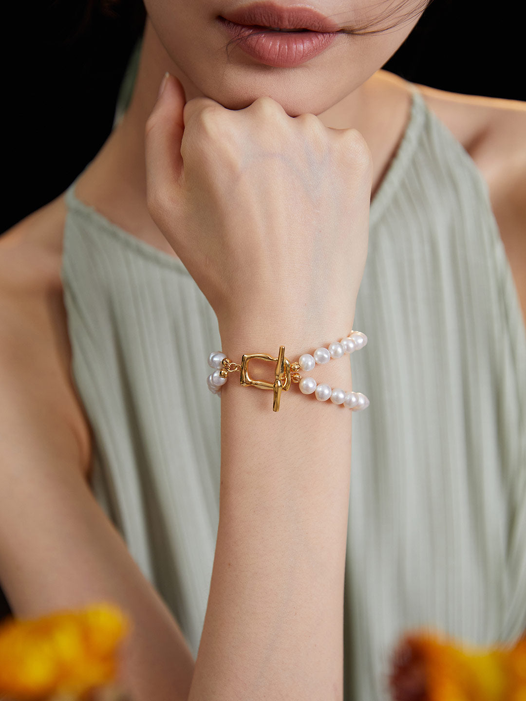 Two layer pearl bracelet