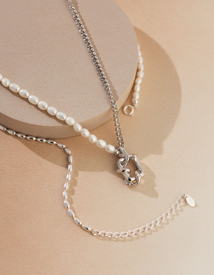 Dual-Tone Rice Pearl Choker