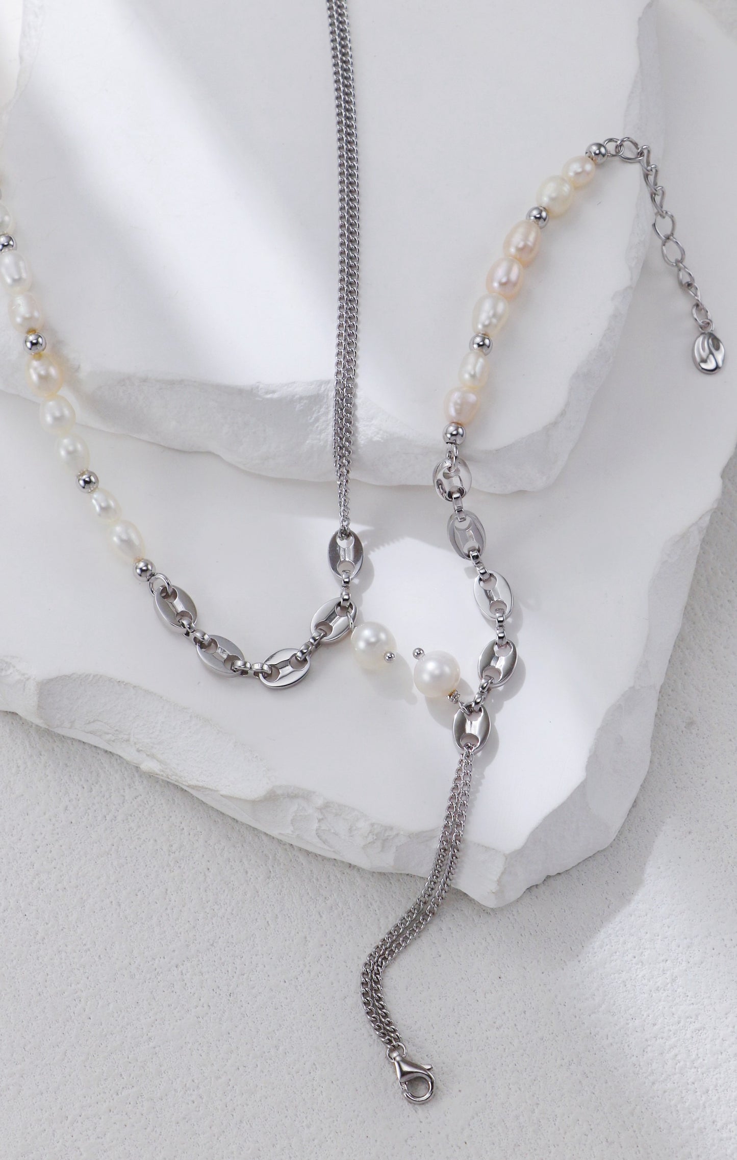 Linked Grace Pearl Jewelry Set – S925 Silver Necklace & Bracelet