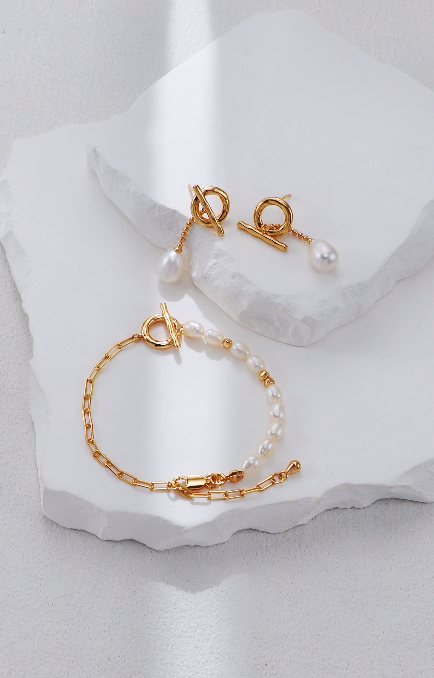 Aurora Pearl & Gold Chain Bracelet – S925 Sterling Silver