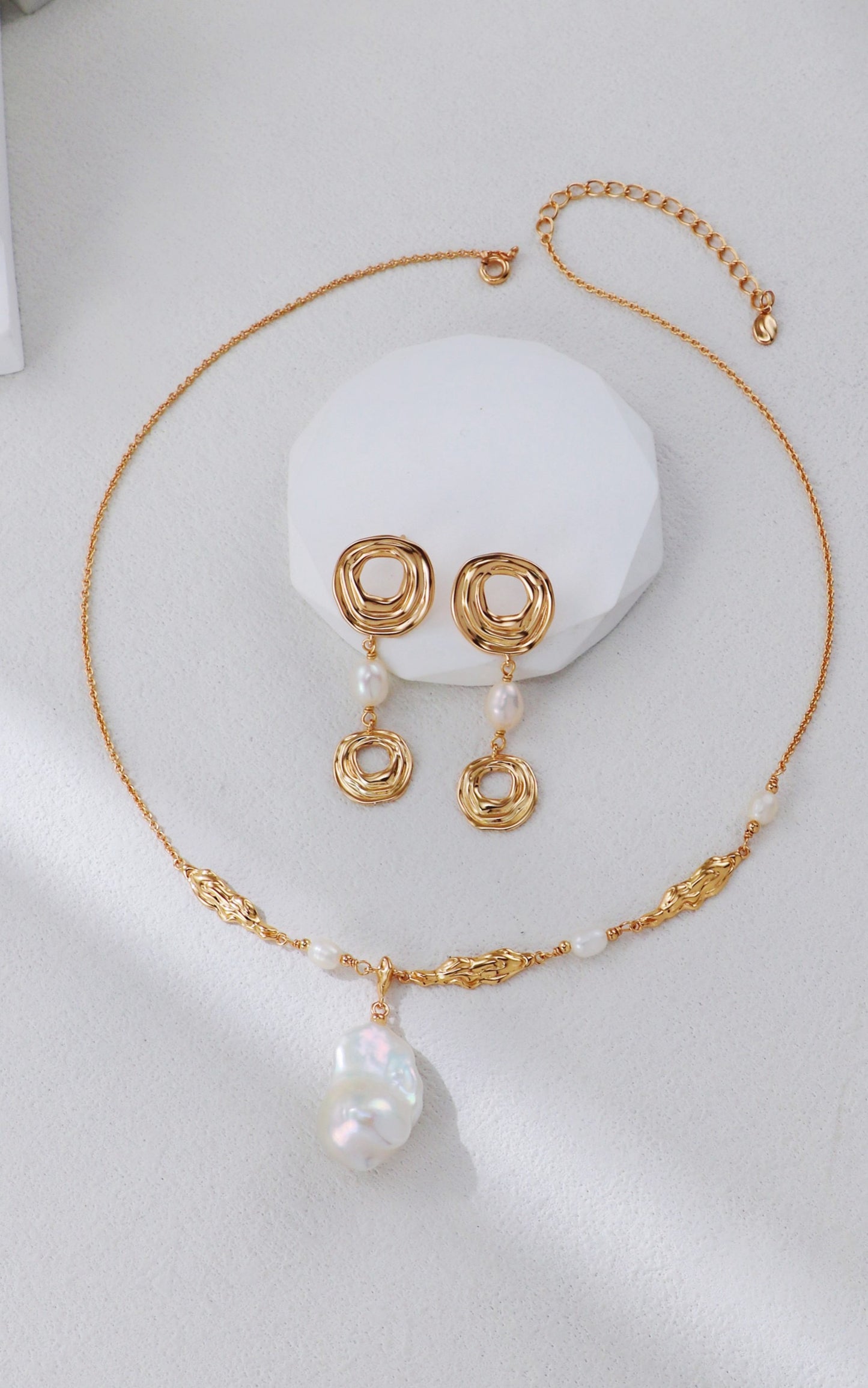 Baroque Pearl Pendant Necklace – S925 Silver