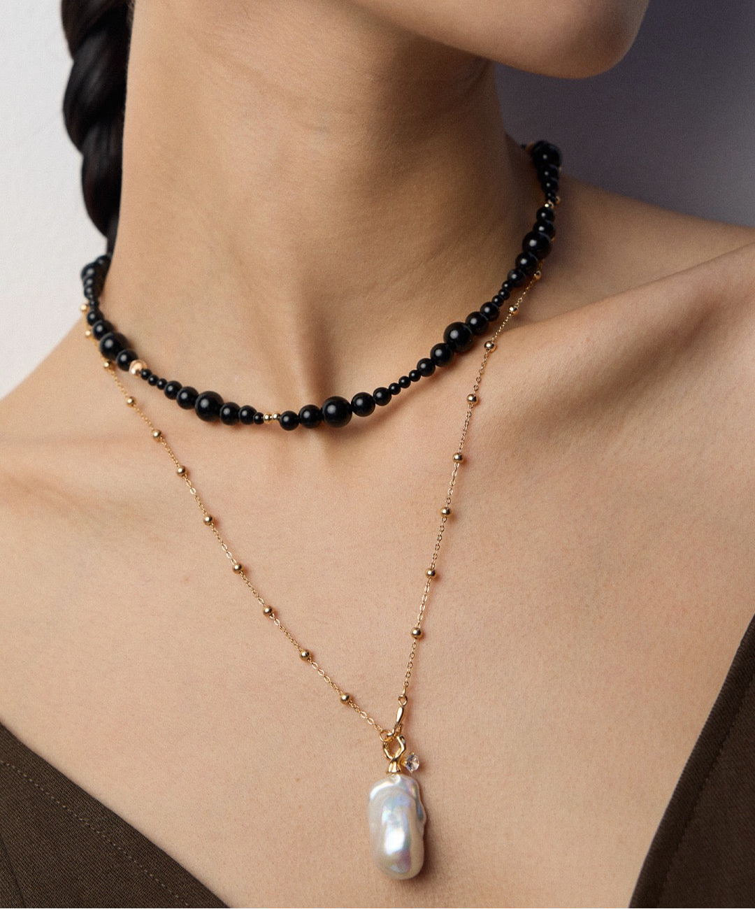 Baroque Pearl’s Charm Necklace