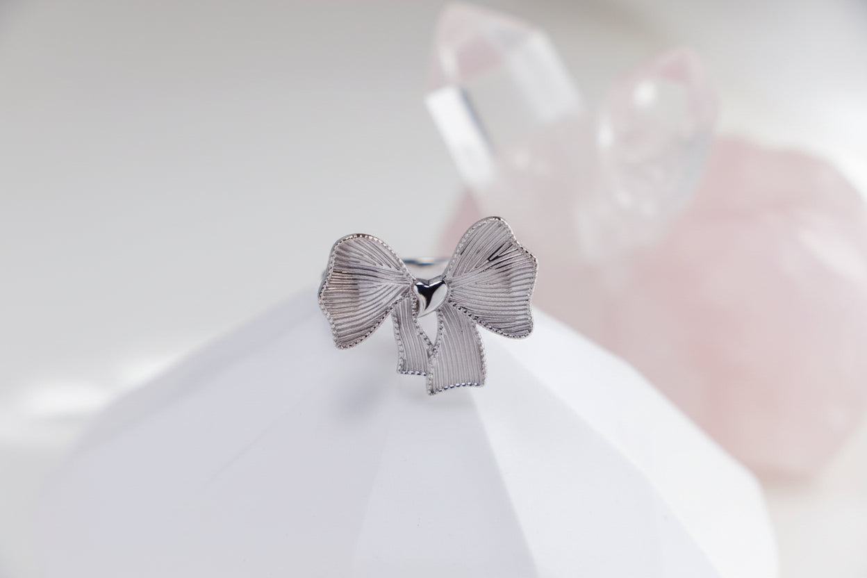 Vintage Bow Knot Sterling Silver Ring – Gold or Platinum Finish