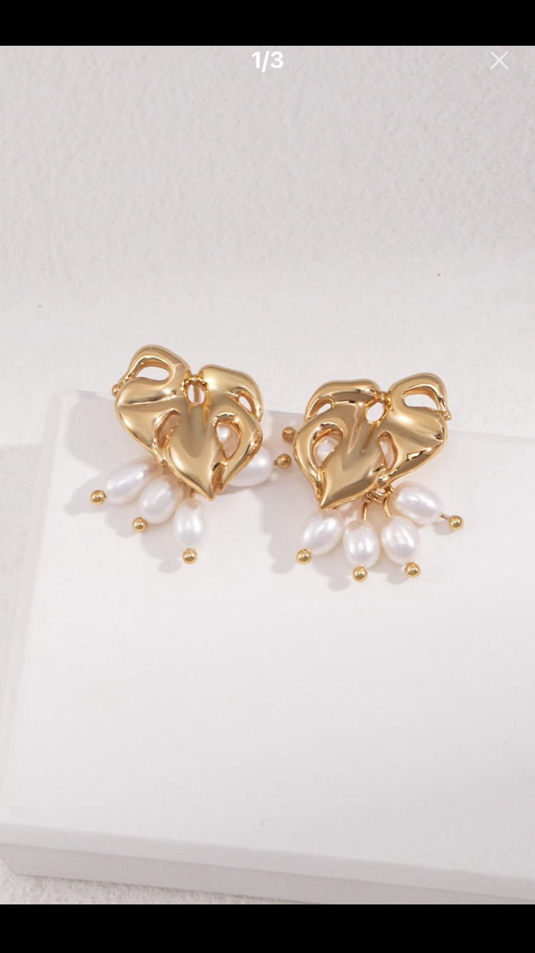 Jewelry Set - leaf necklace and earrings