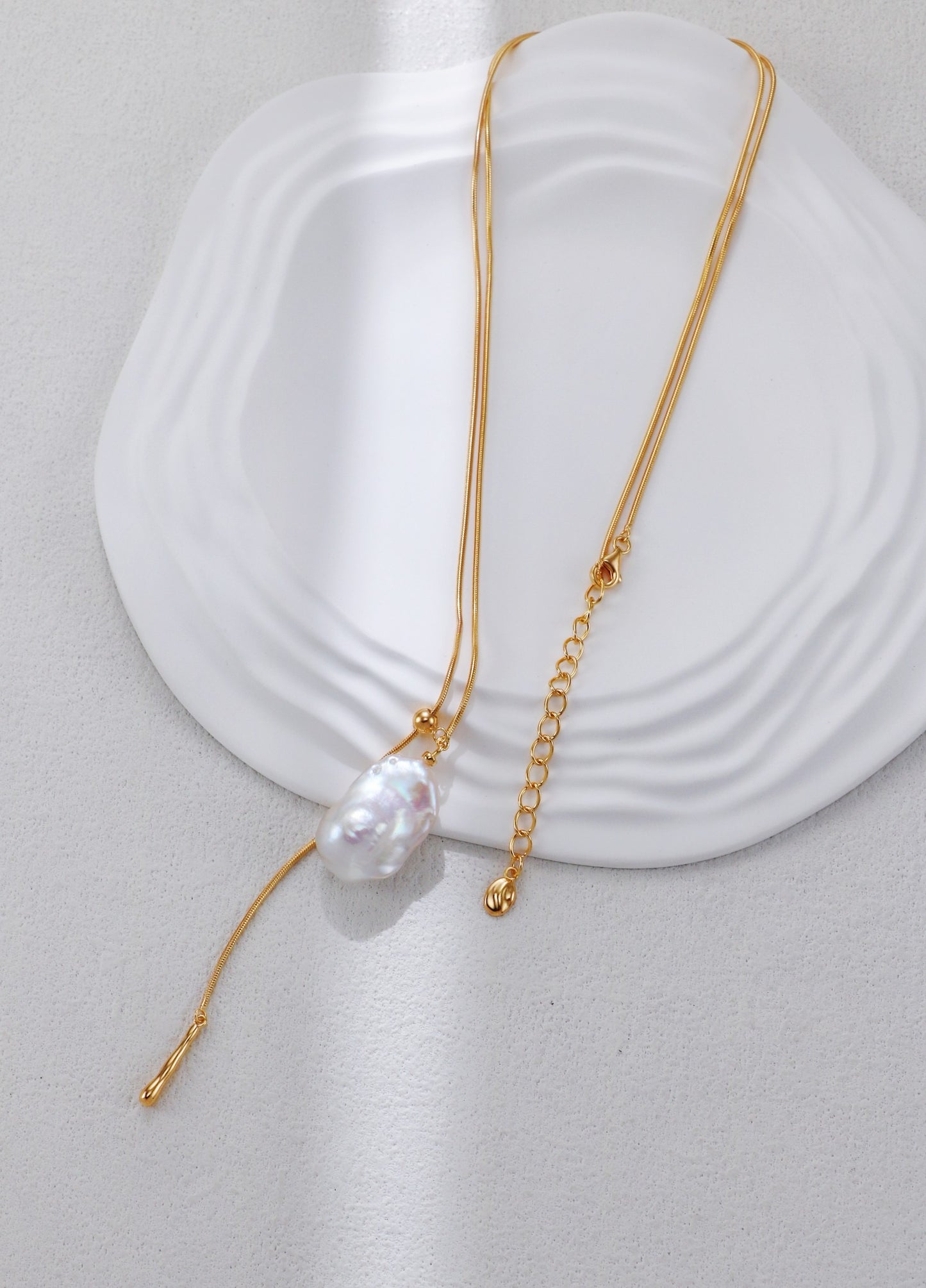S925 Baroque Pearl Slider Necklace – Vintage Gold / Platinum