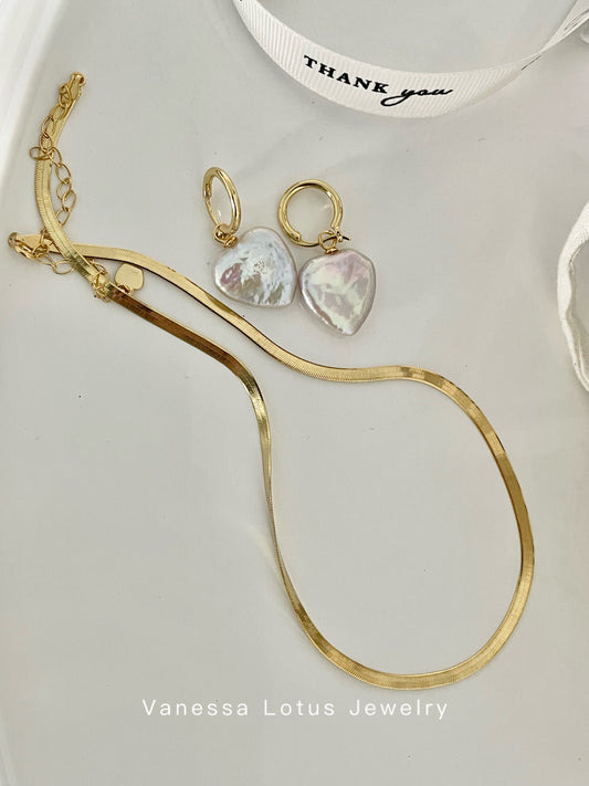Snake chain necklace