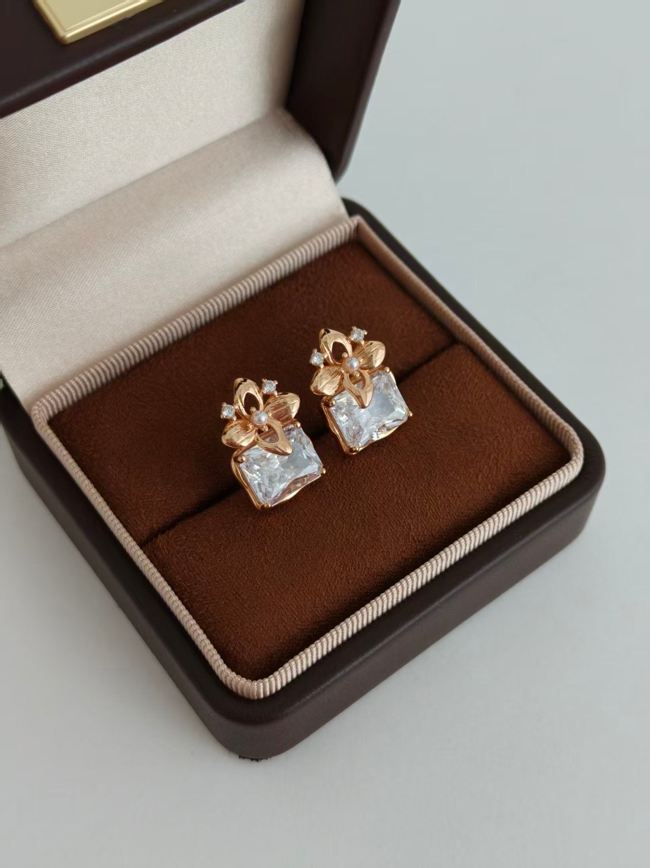 Vintage Gold Flower Square Zirconia Stud Earrings – S925 Sterling Silver