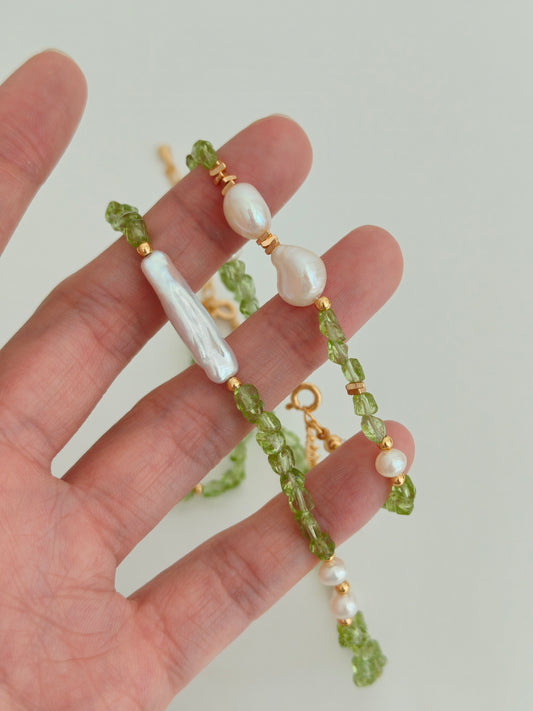 Peridot & Pearl Harmony Set – S925 Sterling Silver Necklace and Bracelet
