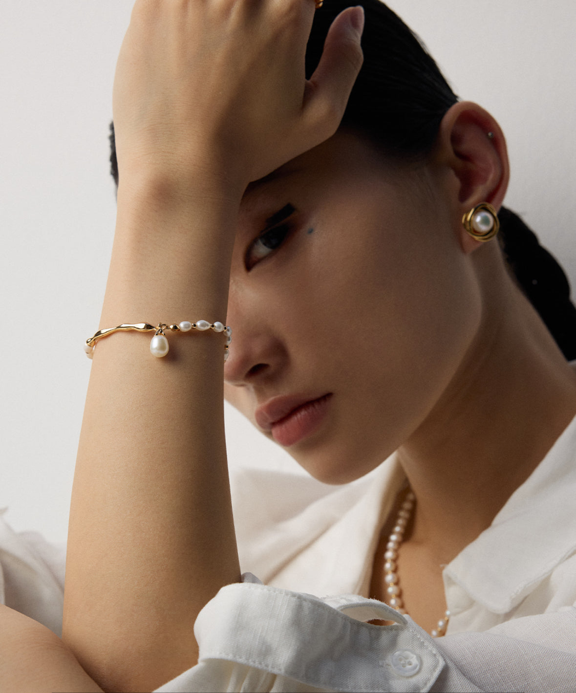 Ethereal Wave Pearl Bracelet