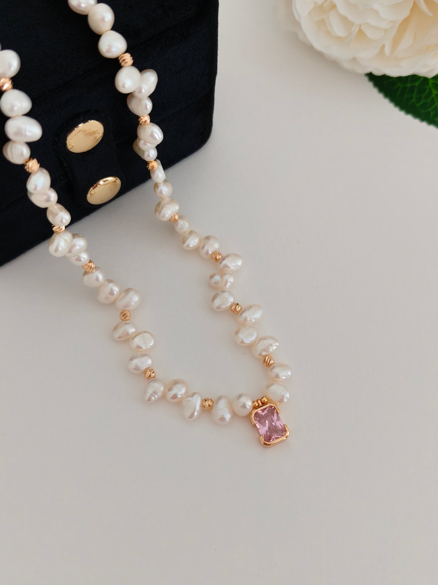 S925 Silver Pink Zircon & Pearl Necklace – Vintage Gold