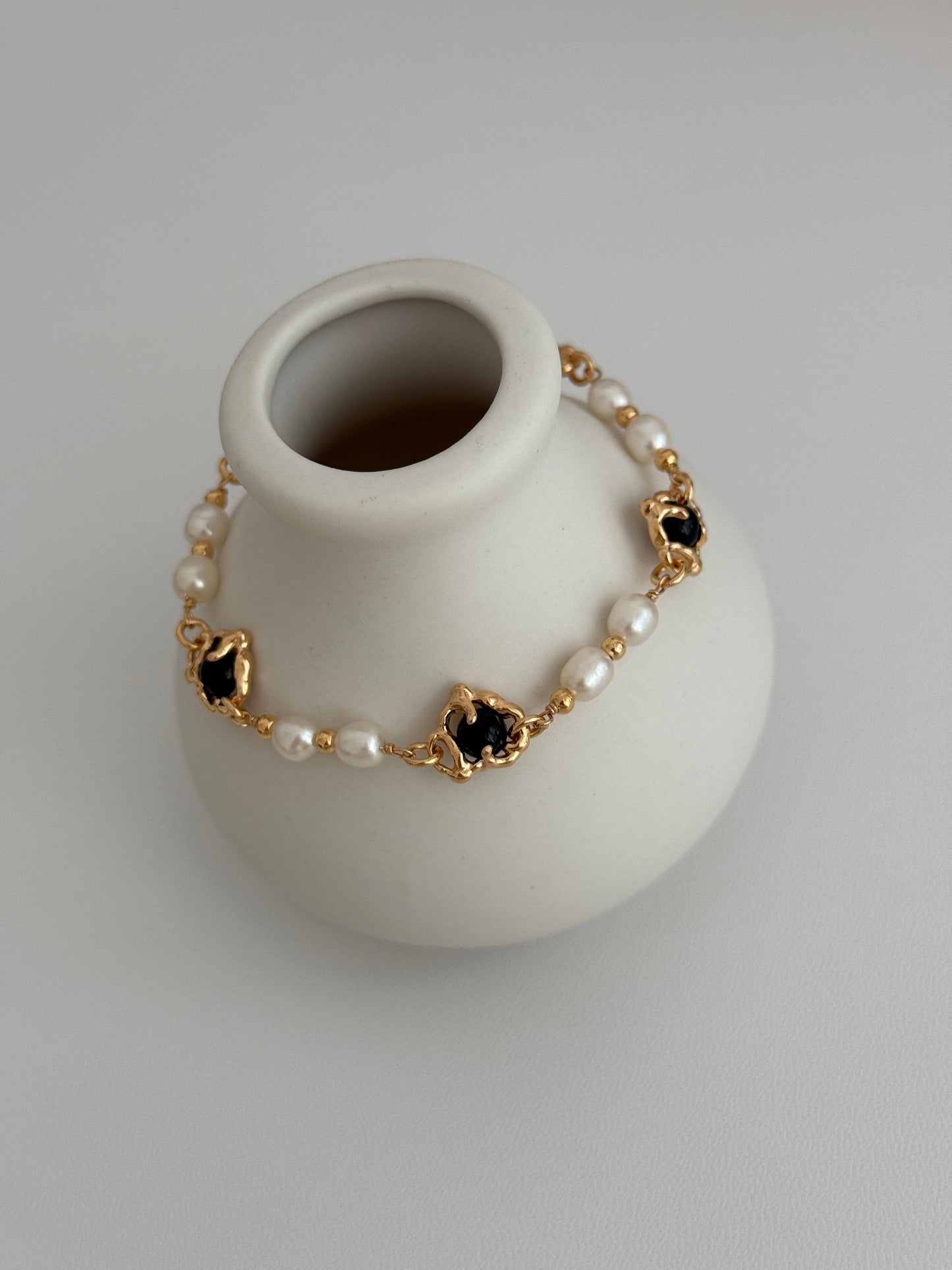 Black Agate and Pearl Bracelet