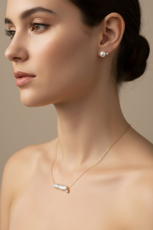 Baroque long pearl necklace