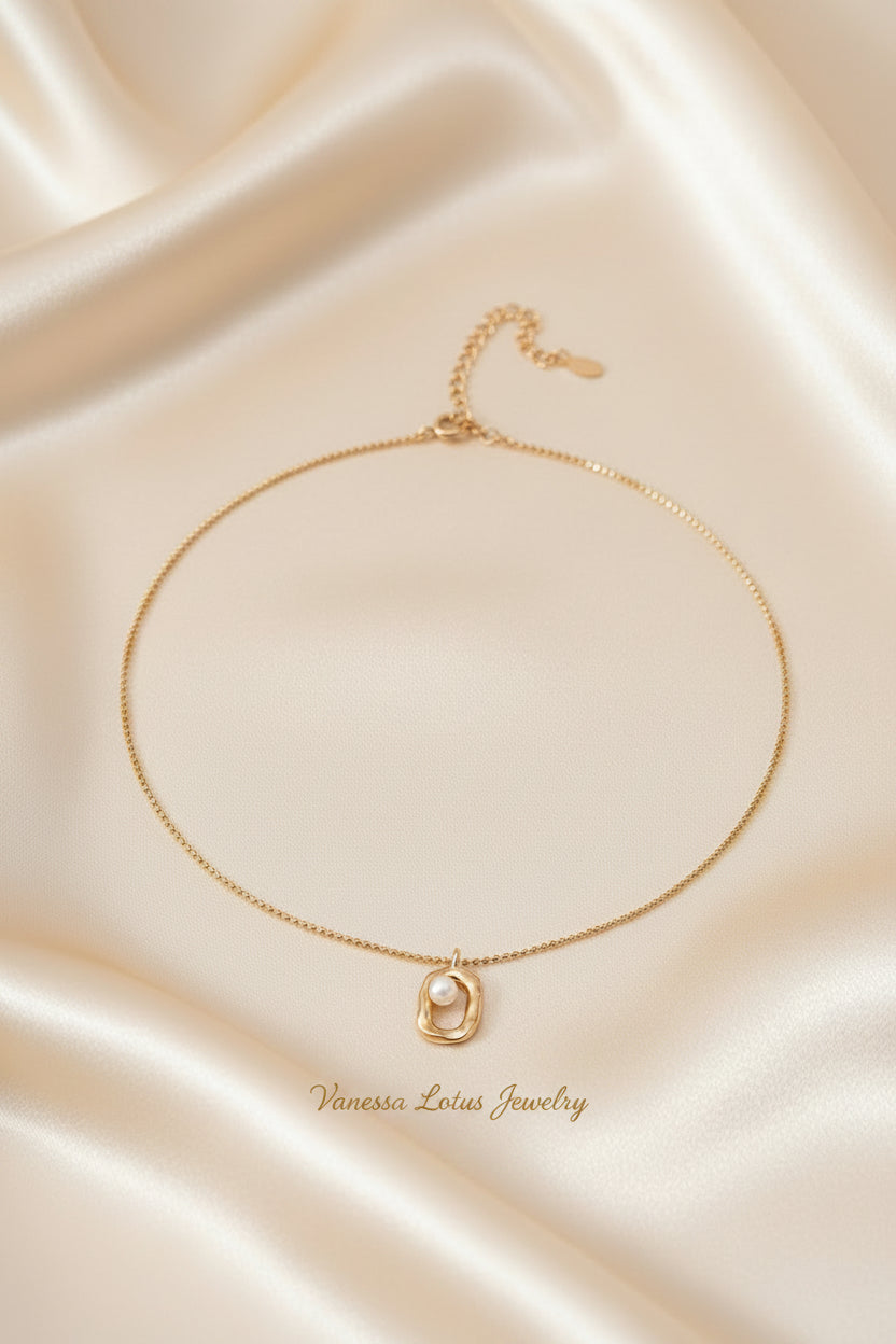 S925 Sterling Silver Pearl Sculpt Pendant Necklace – Natural Freshwater Pearl | Gold or Platinum Finish