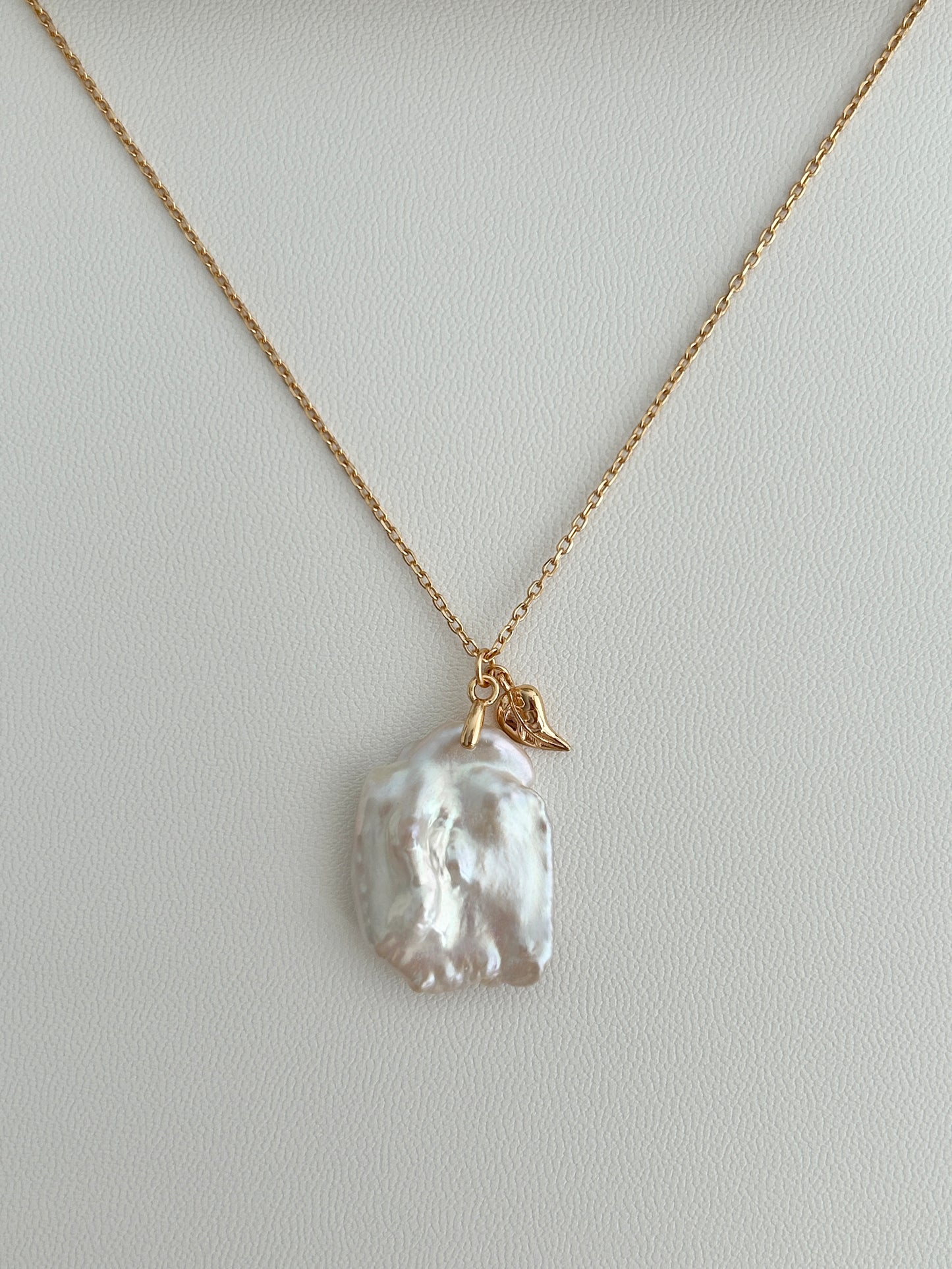 Flake Necklace