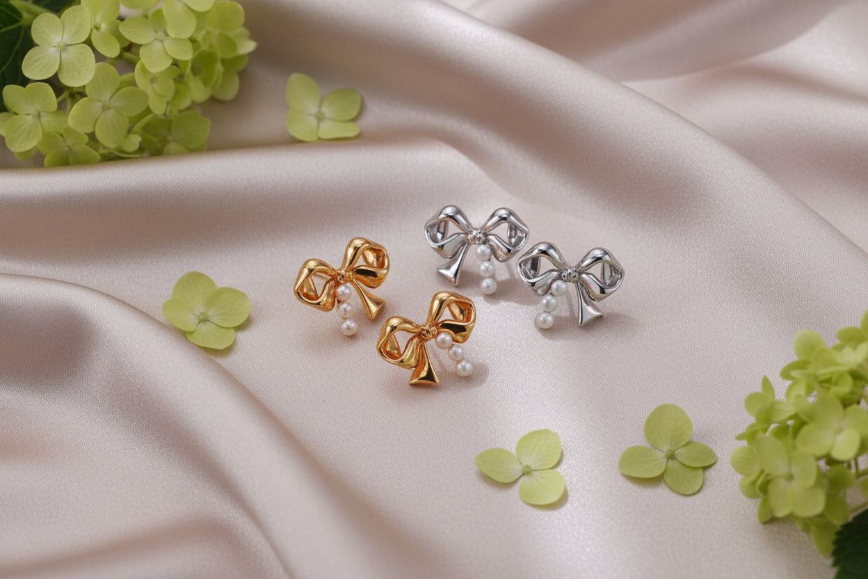 Vintage Bow Pearl Stud Earrings in 925 Sterling Silver – Gold or White Gold Finish