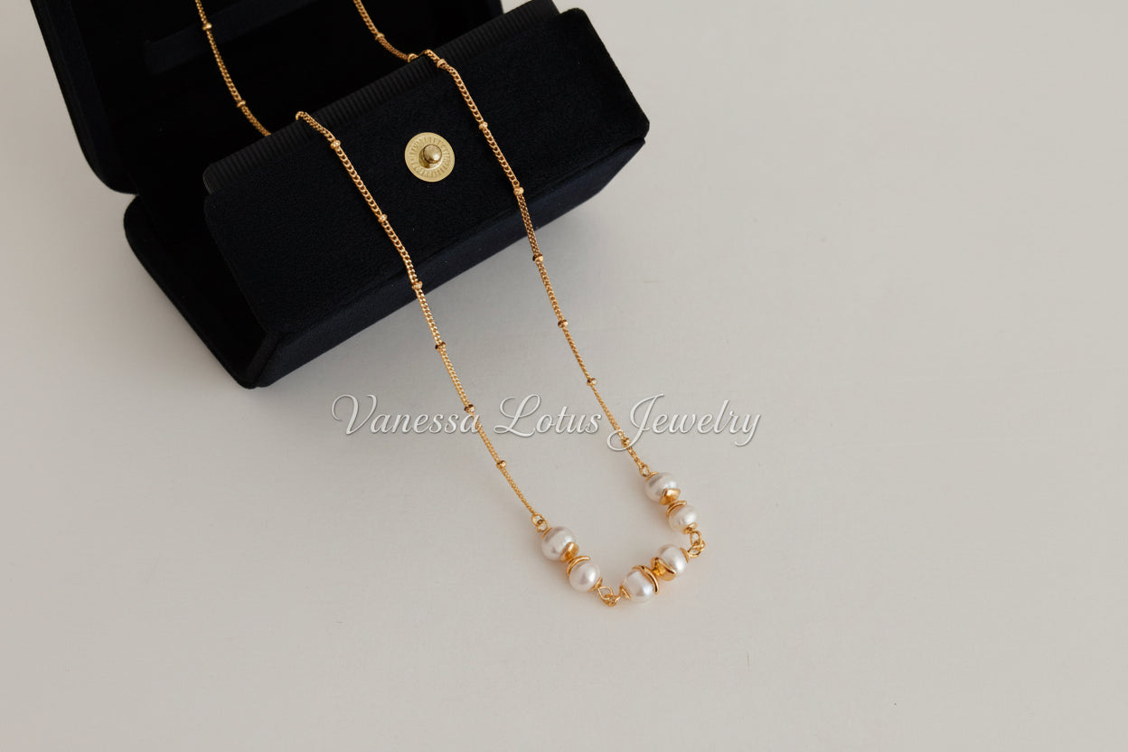 Vintage Gold Freshwater Pearl Station Necklace – 925 Sterling Silver Minimalist Pearl Choker Necklace