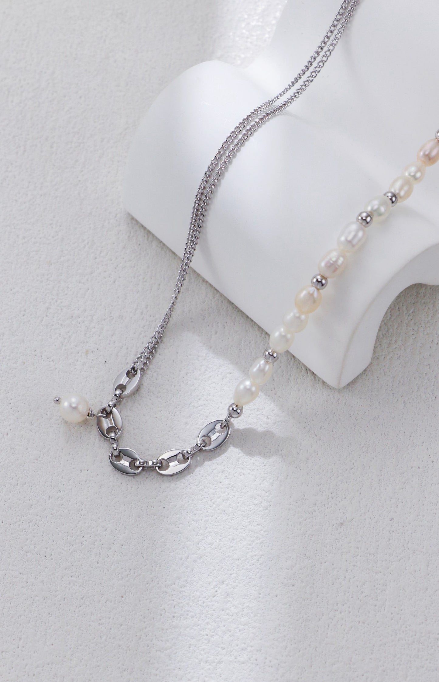Linked Grace Pearl Jewelry Set – S925 Silver Necklace & Bracelet