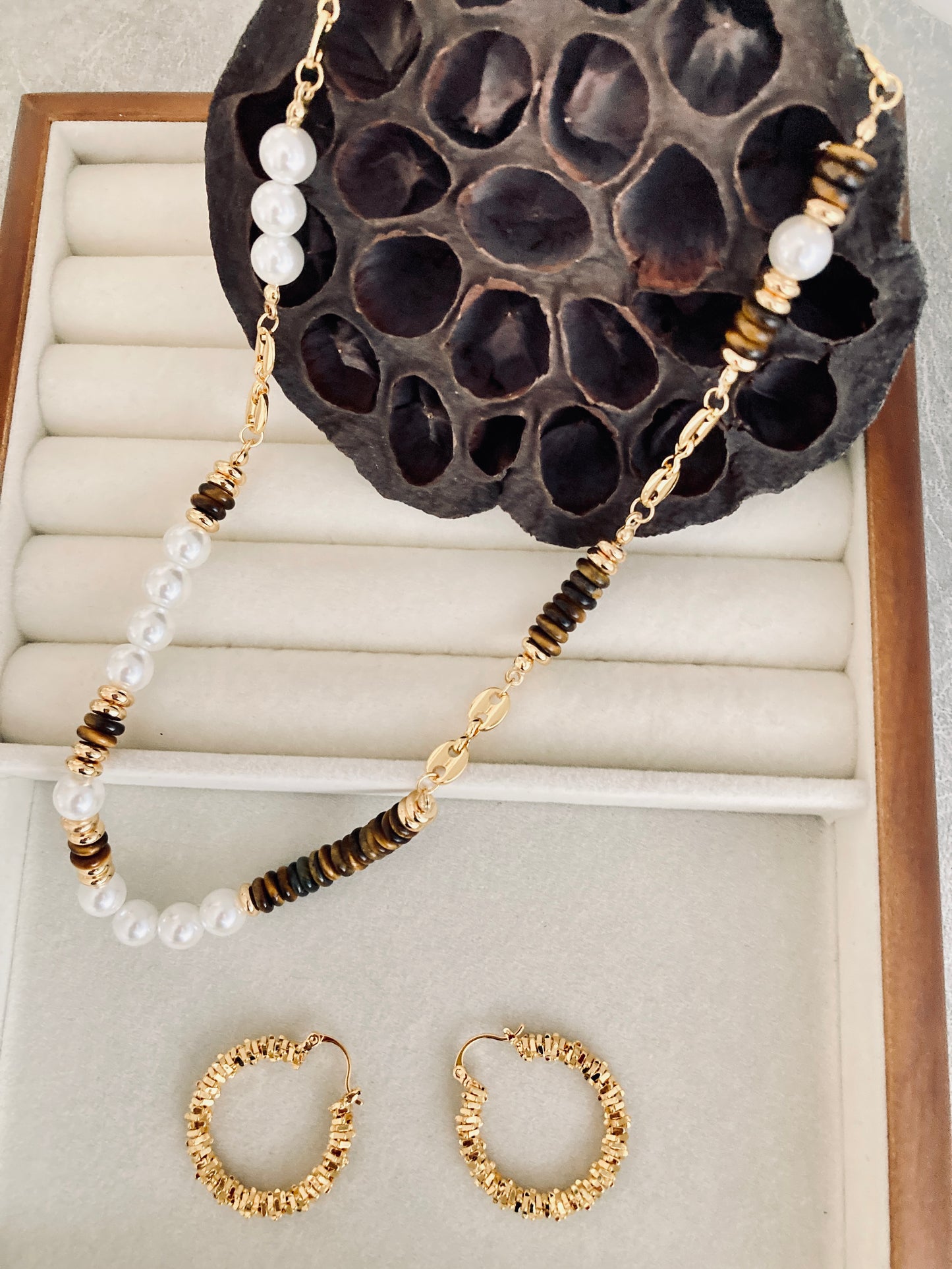 Tiger's eye beaded necklace