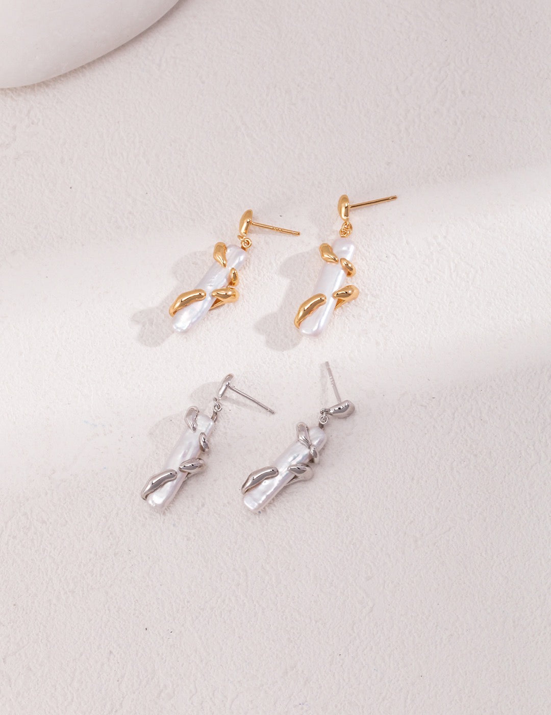 Baroque Gold Embrace Pearl Set