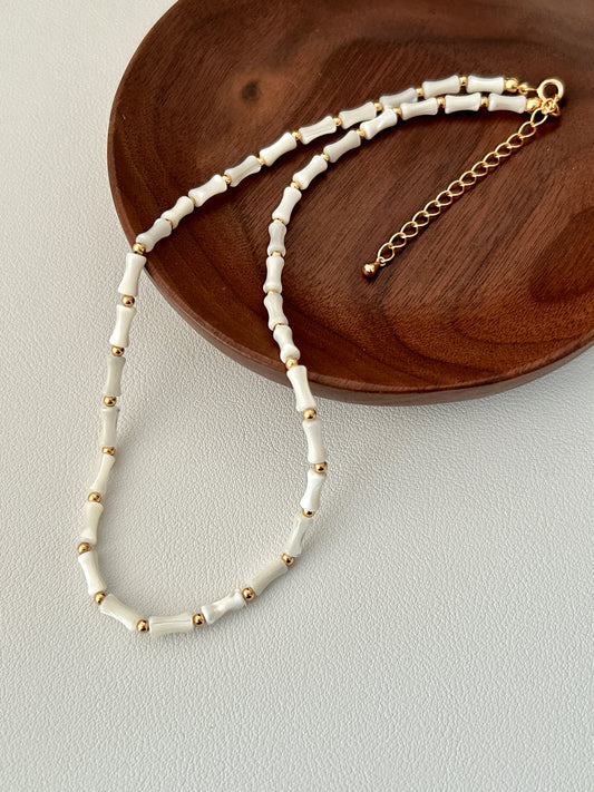 RISE Shell Necklace