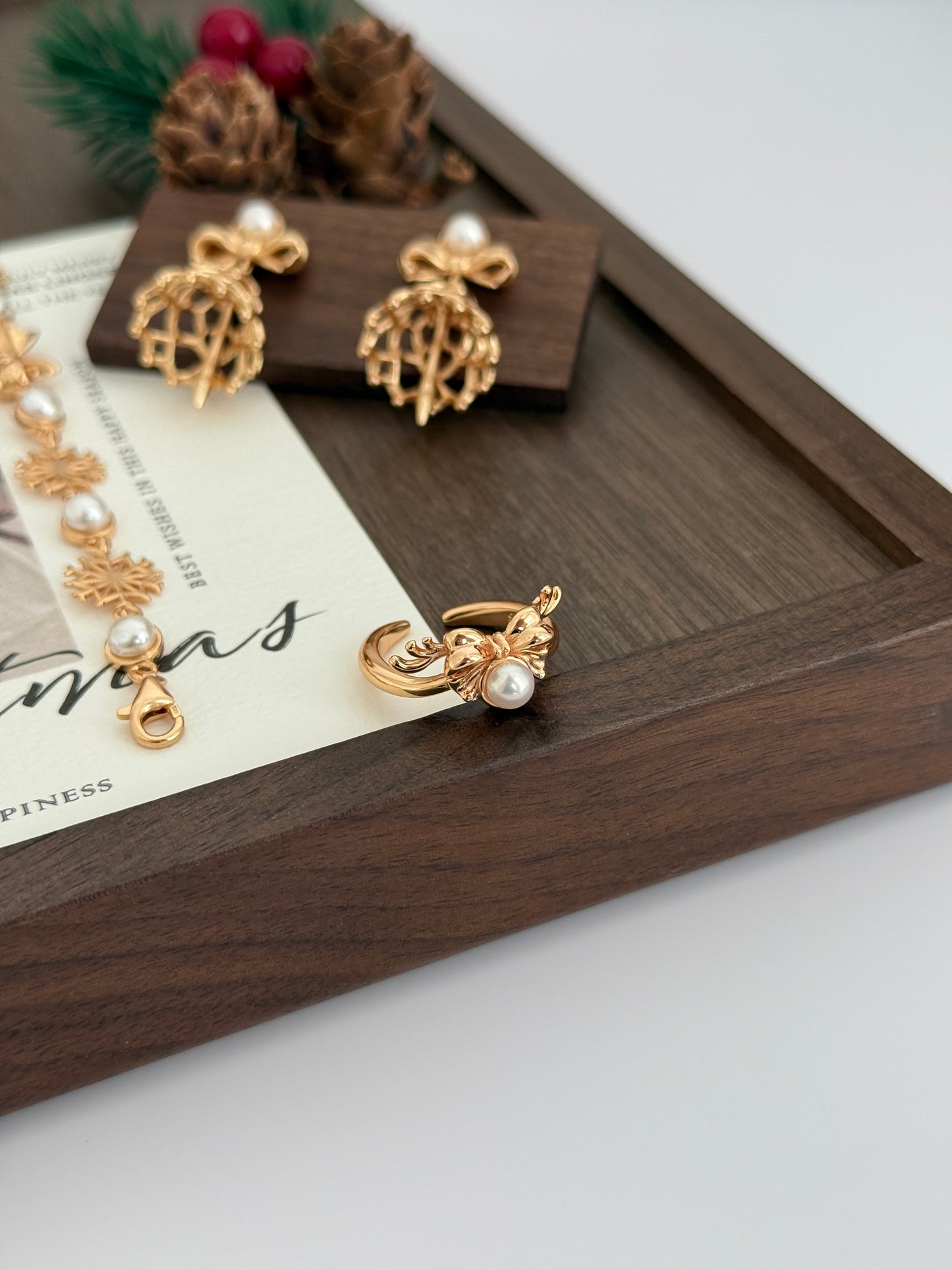Christmas necklace and earrings