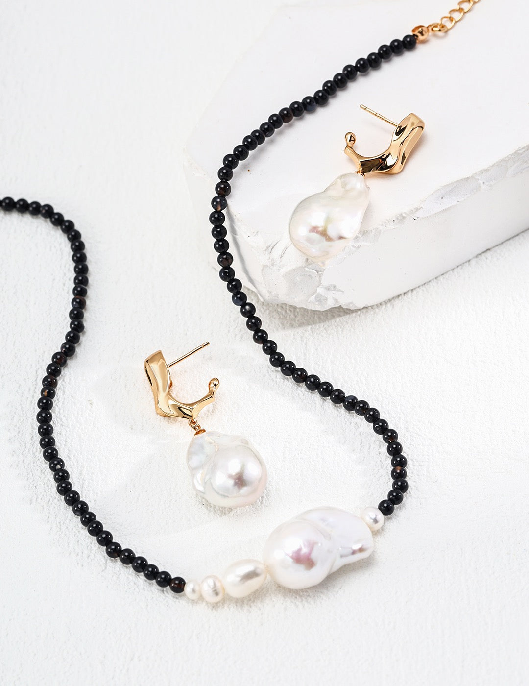 Black Agate and Baroque Pearl Necklace