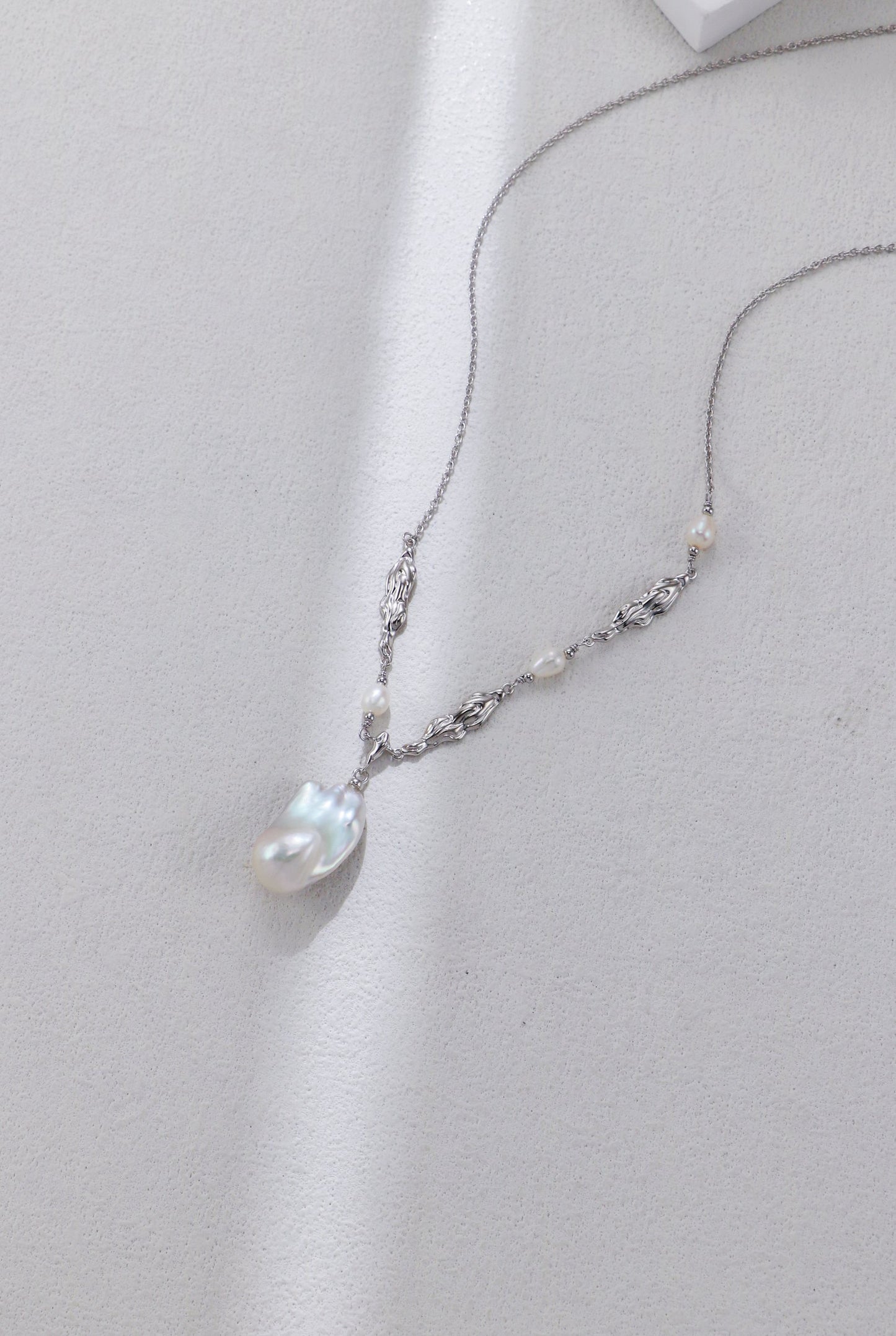Baroque Pearl Pendant Necklace – S925 Silver