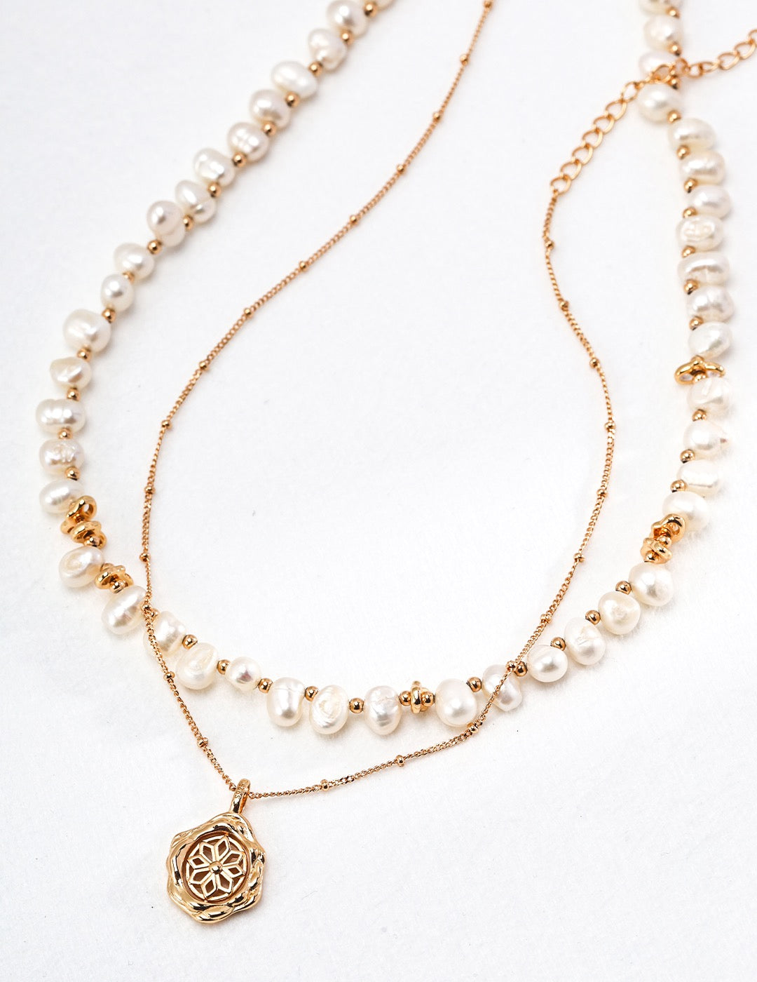 Pearl Necklace Baroque Dance
