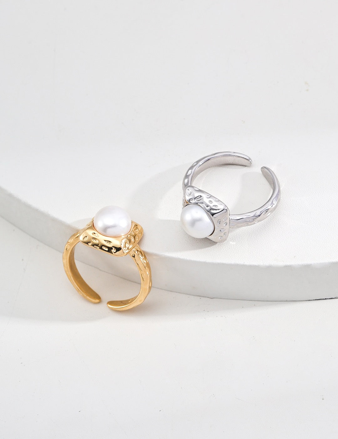 Lustre Elegance Pearl Ring