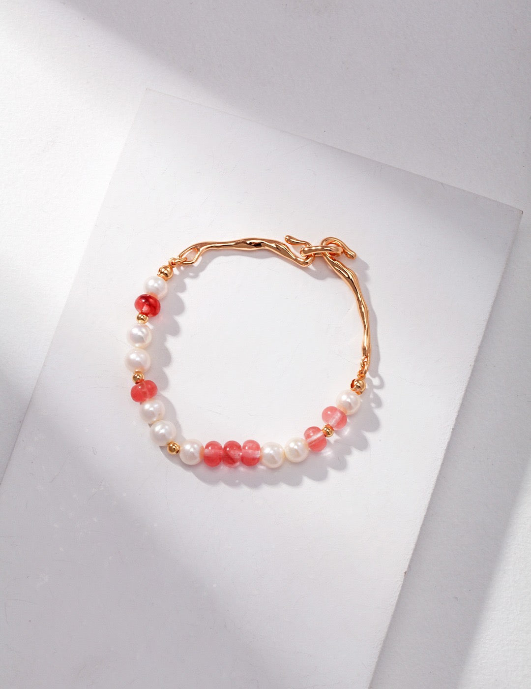Strawberry Quartz beads and pearl bracelet
