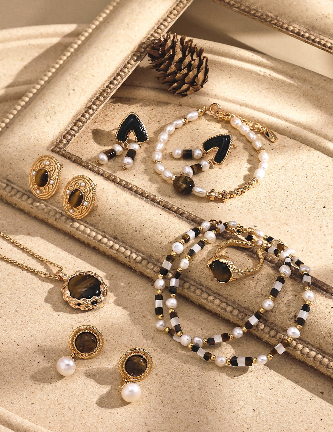 S925 Silver Tiger Eye & Pearl Earrings – Vintage Gold