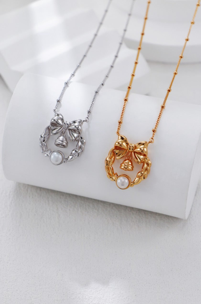 Christmas necklace and earrings