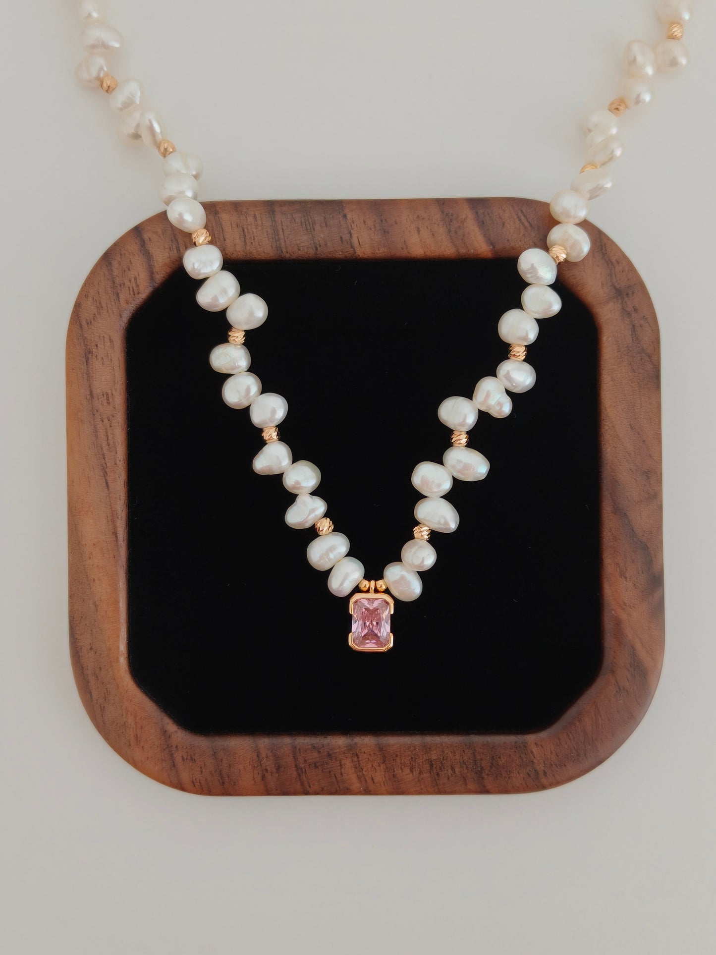 S925 Silver Pink Zircon & Pearl Necklace – Vintage Gold