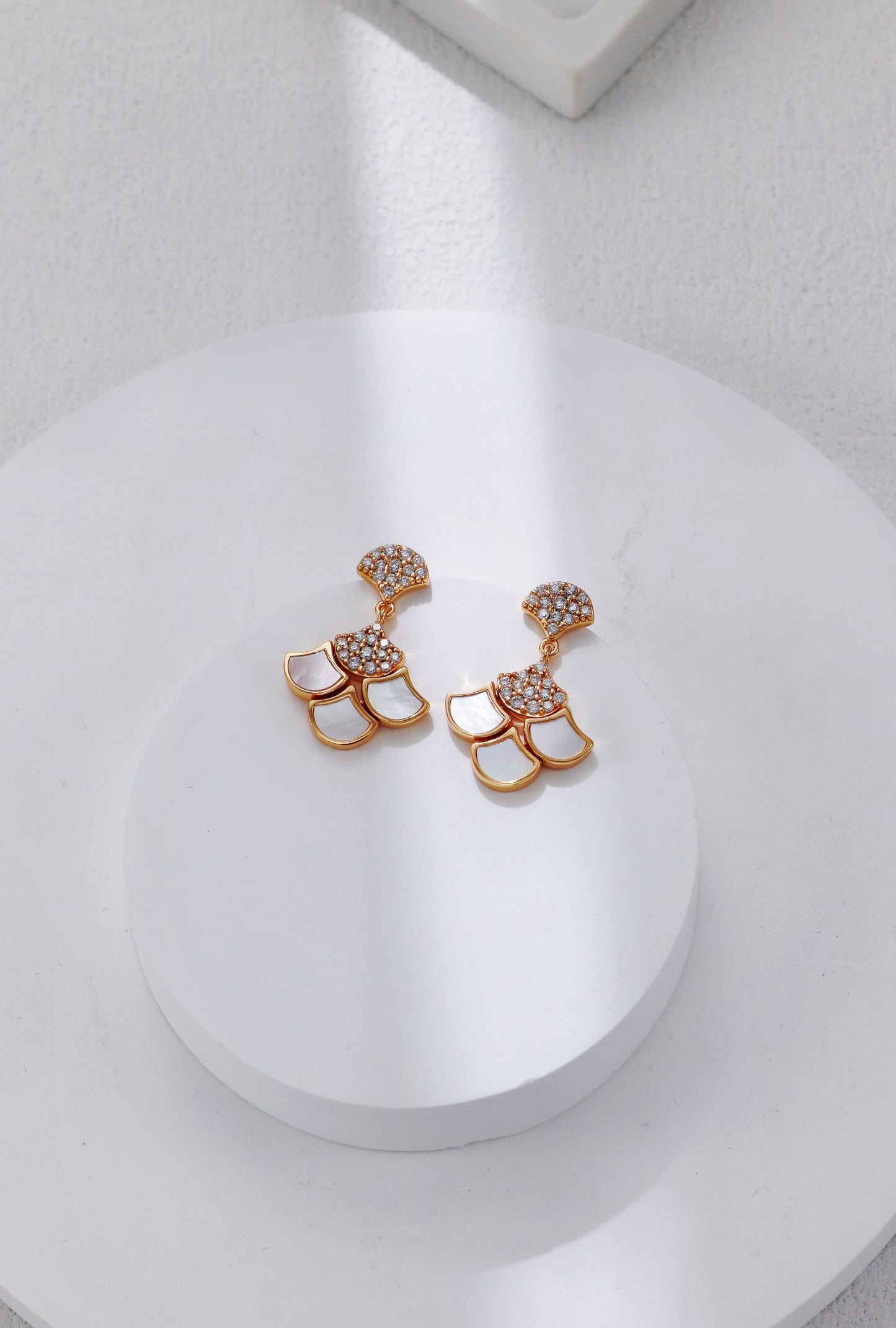 S925 Silver White Shell & Zircon Earrings