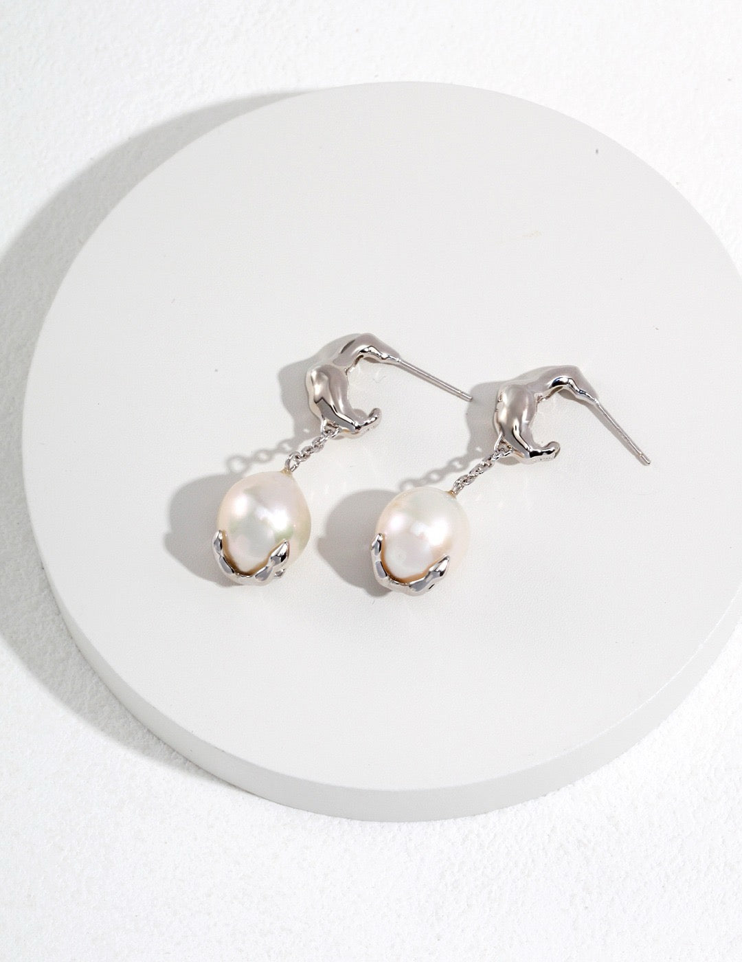Full Moon Pearl Earrings